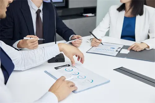 企业怎么实现人想来